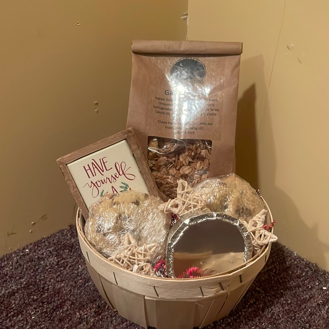 $25 Gift Basket  - Fudge, Granola, Cookies